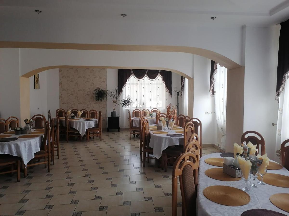 Pensiunea Valurile Bistritei Vatra Dornei Buitenkant foto